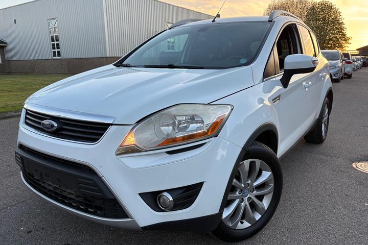Hvid Ford Kuga fra 2009
