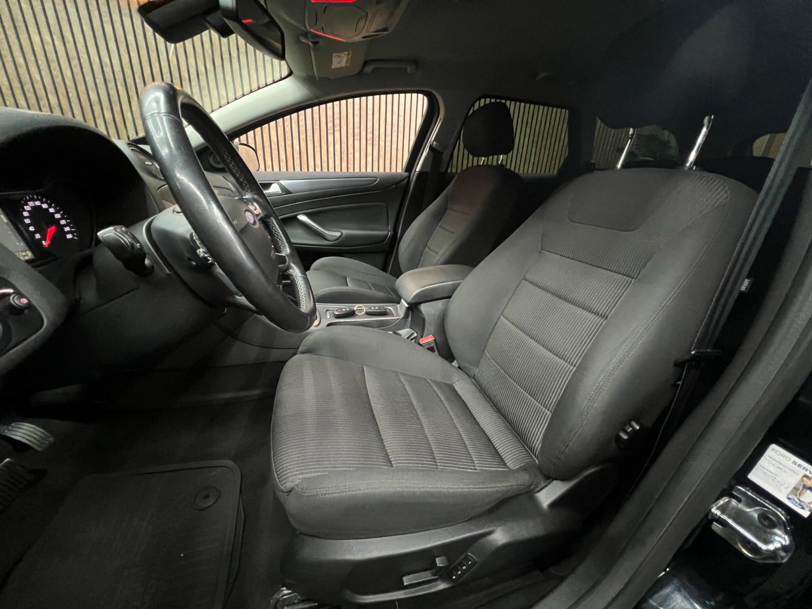 undefined Ford Mondeo fra 2014