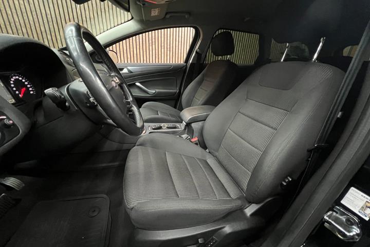 undefined Ford Mondeo fra 2014