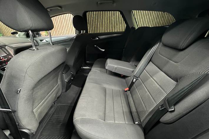 undefined Ford Mondeo fra 2014