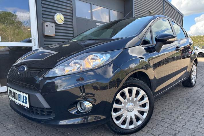 Sort Ford Fiesta fra 2012