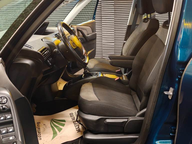 Citroën Grand C4 SpaceTourer 1,2 PureTech 130 Platinum LTD 7prs