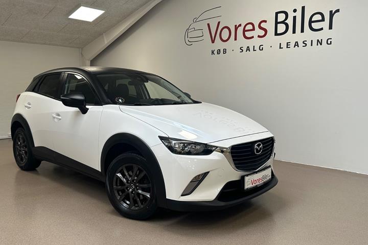 Hvid Mazda CX-3 fra 2018 set udefra