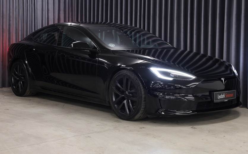 Tesla Model S Plaid AWD