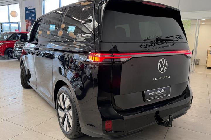 Sort VW ID.Buzz fra 2023