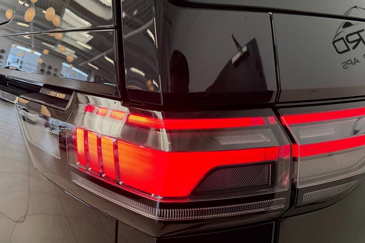 Sort VW ID.Buzz fra 2023