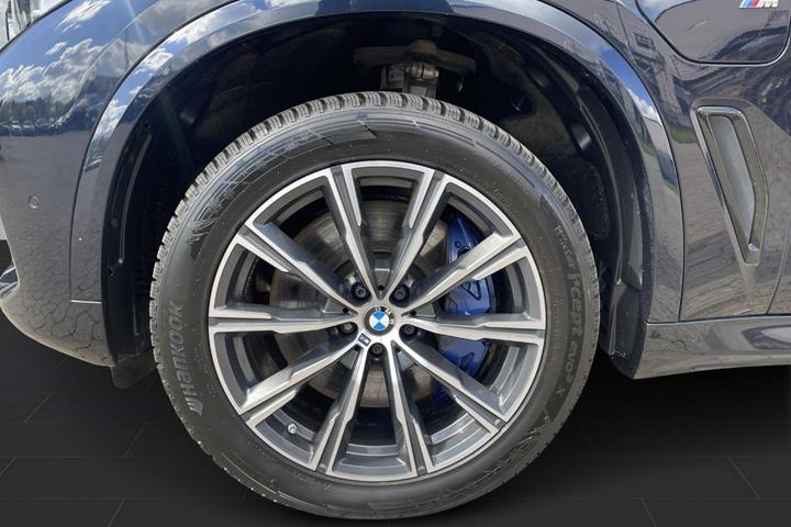 Sort BMW X5 fra 2021