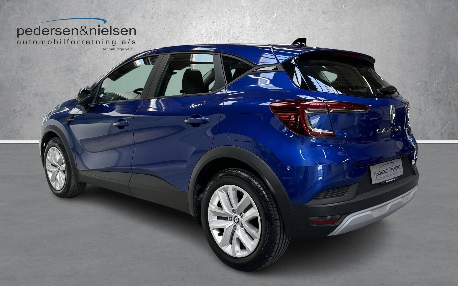 Blå Renault Captur fra 2022