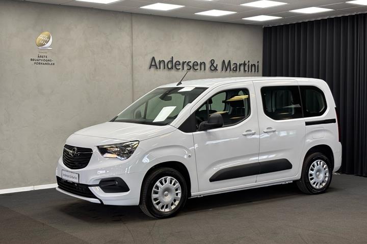 Hvid Opel Combo-e Life fra 2025