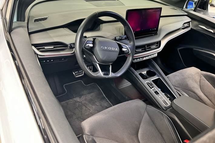 Hvid Skoda Elroq fra 2025