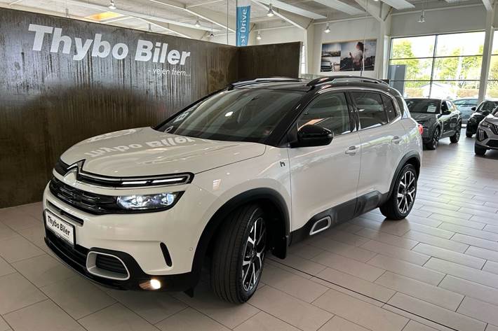 Hvid Citroën C5 Aircross fra 2021 set udefra