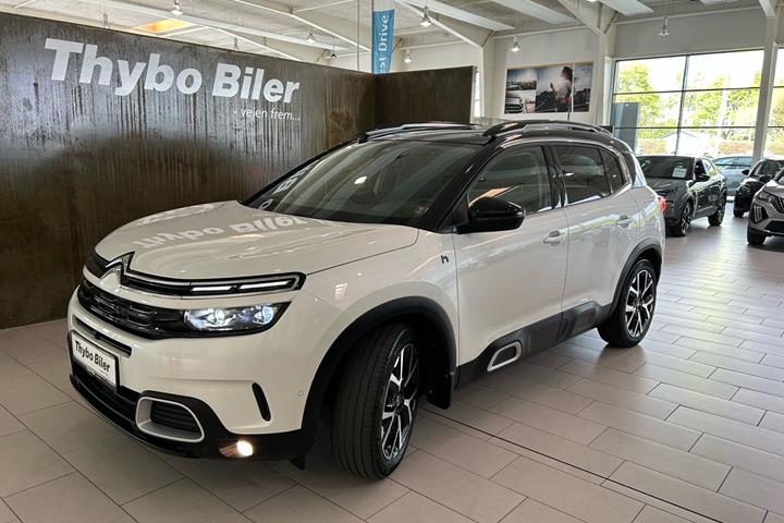 Hvid Citroën C5 Aircross fra 2021 set udefra