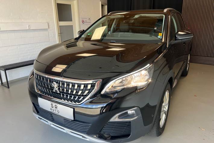 Sort Peugeot 3008 fra 2018