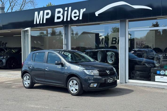 Grå Dacia Sandero Stepway fra 2020
