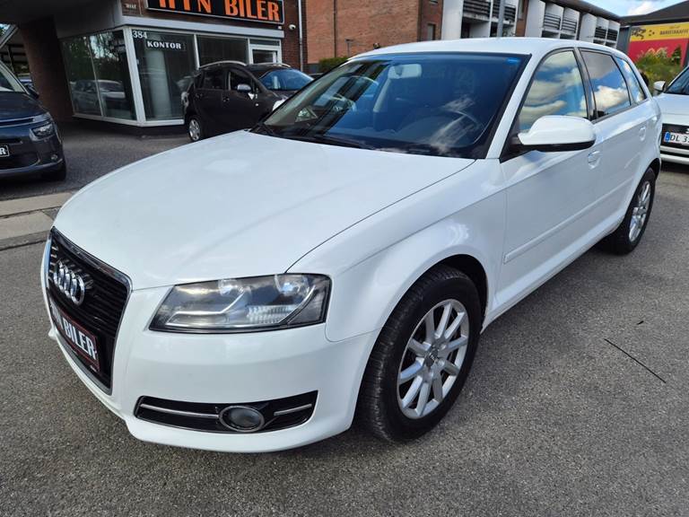 Audi A3 1,6 TDi Ambiente Sportback