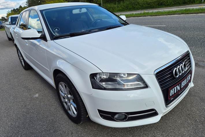 Hvid Audi A3 fra 2013