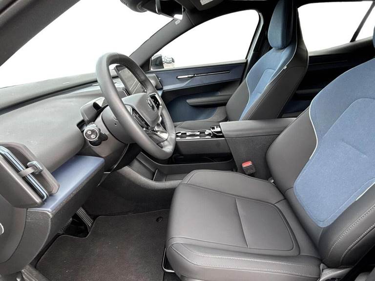 Volvo EX30 Standard Range Plus