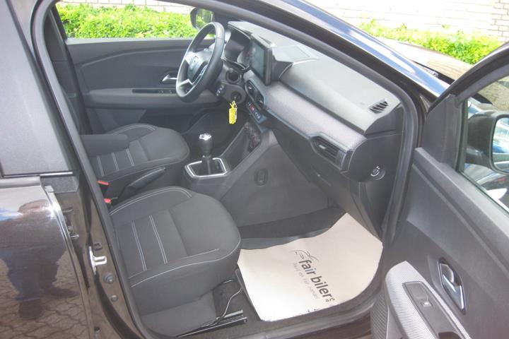 Sort Dacia Jogger fra 2022