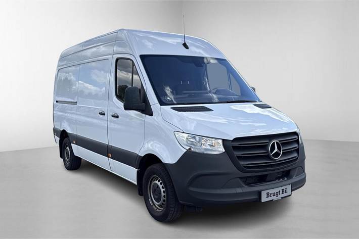 Hvid Mercedes Sprinter 317 fra 2021