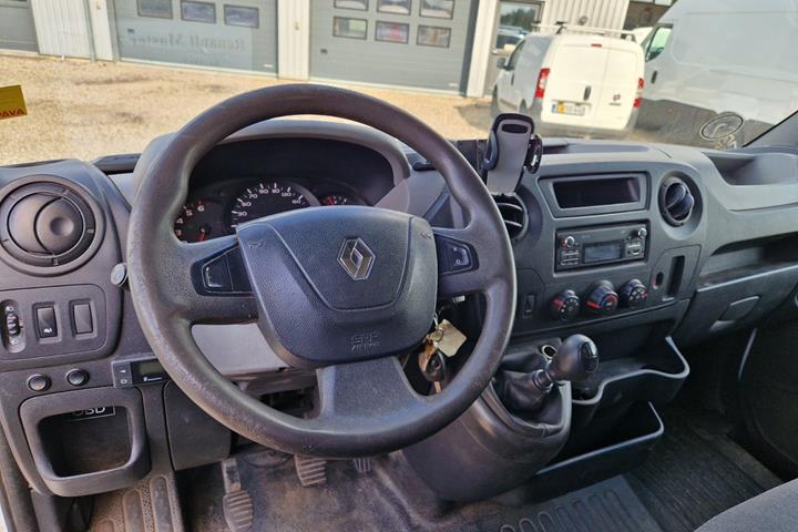 undefined Renault Master III T35 fra 2017 set indefra