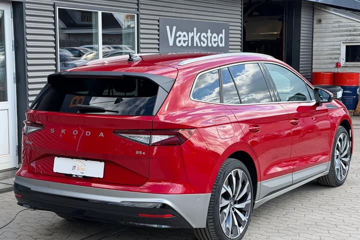 Rød Skoda Enyaq fra 2026