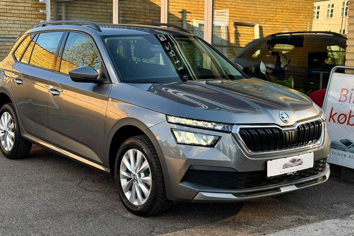 Grå Skoda Kamiq fra 2022