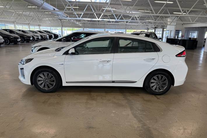 Hvid Hyundai Ioniq fra 2020