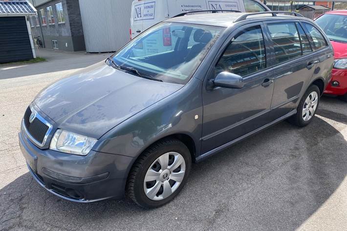 undefined Skoda Fabia fra 2007 set udefra