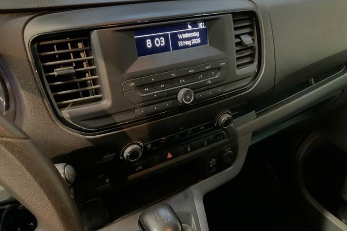 Grå Toyota ProAce fra 2018