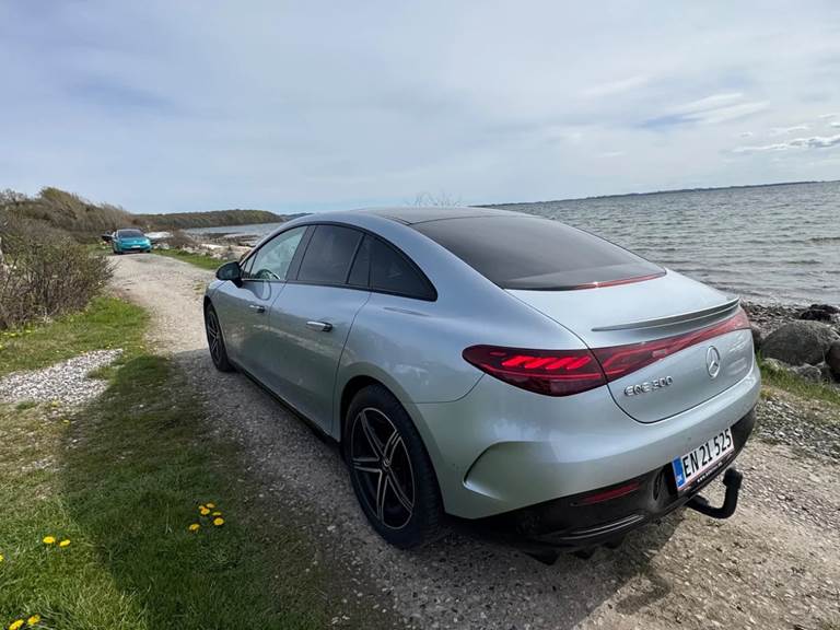 Mercedes EQE300 AMG Line