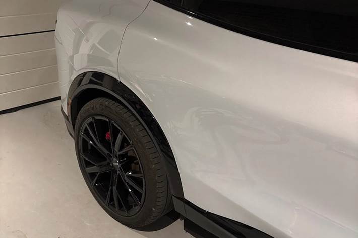 Hvid Ford Mustang Mach-E fra 2022