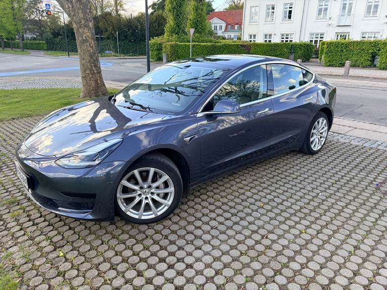 Tesla Model 3 Standard Range+ RWD
