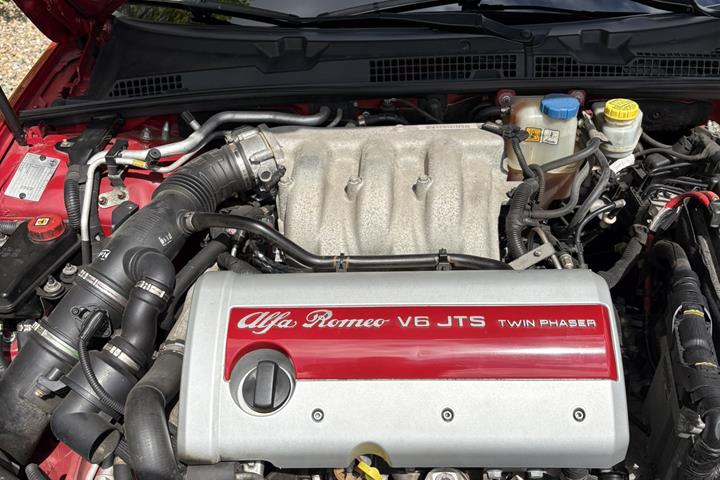 Rød Alfa Romeo Spider fra 2007