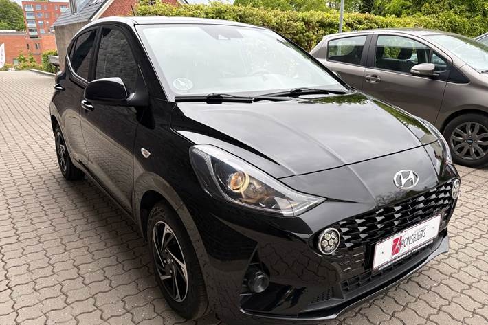 Sort Hyundai i10 fra 2021