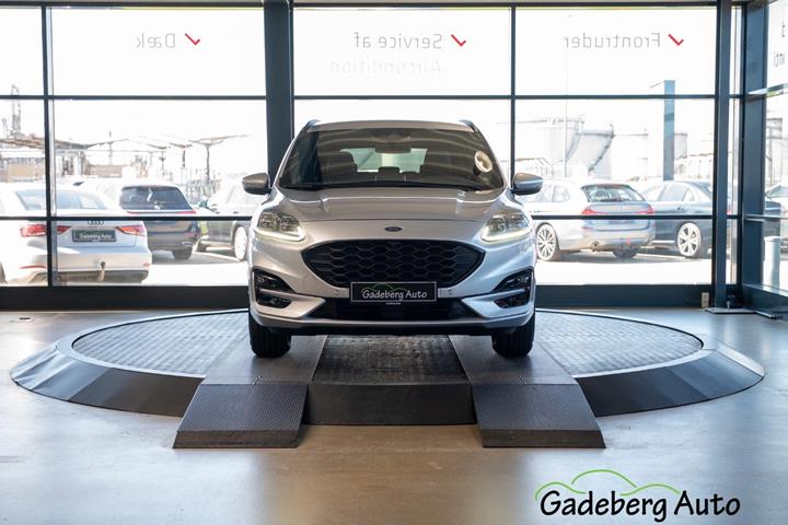 Sølv Ford Kuga fra 2020