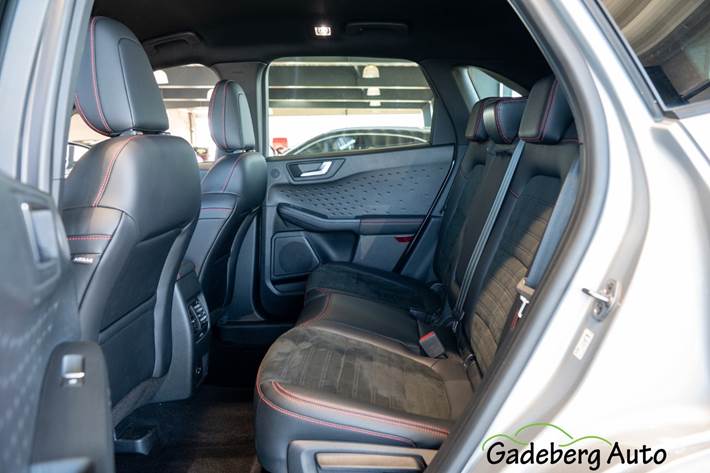 Sølv Ford Kuga fra 2020