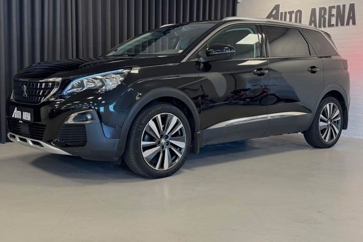 Sort Peugeot 5008 fra 2020