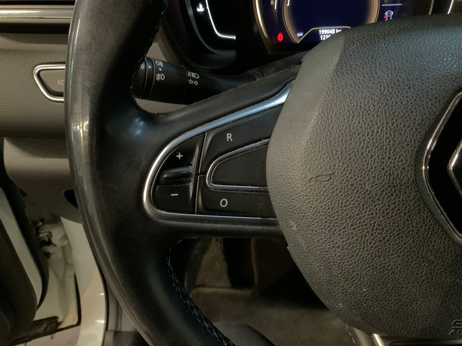 Hvid Renault Kadjar fra 2019