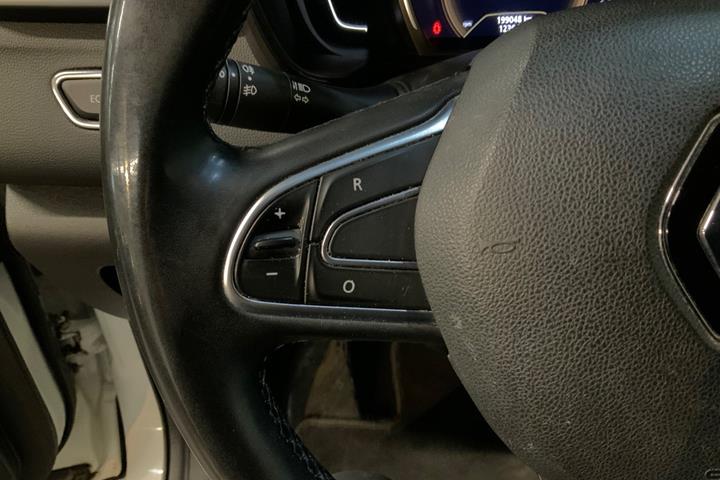 Hvid Renault Kadjar fra 2019
