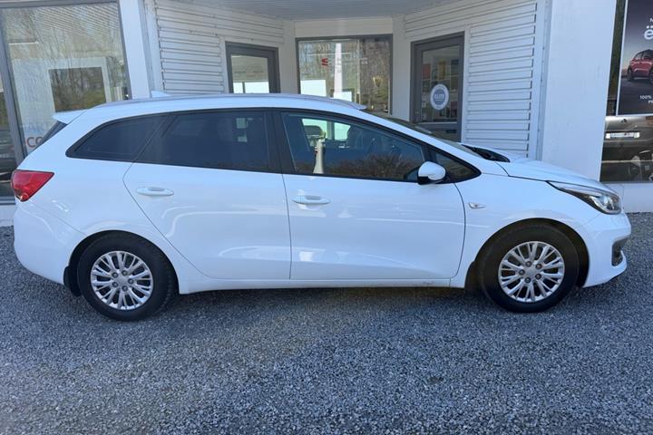 Hvid Kia Ceed fra 2017