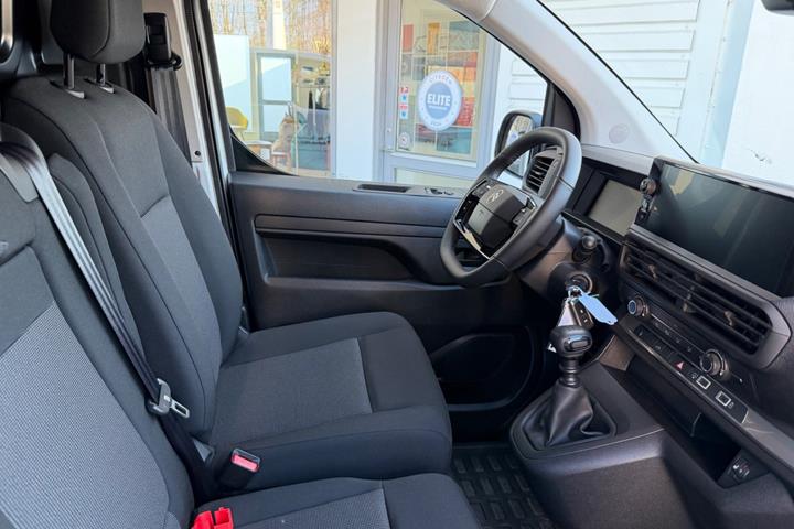 Hvid Citroën Jumpy fra 2026