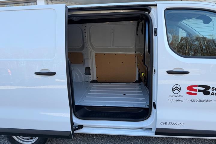 Hvid Citroën Jumpy fra 2026
