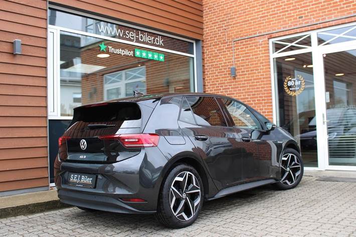 Grå VW ID.3 fra 2021