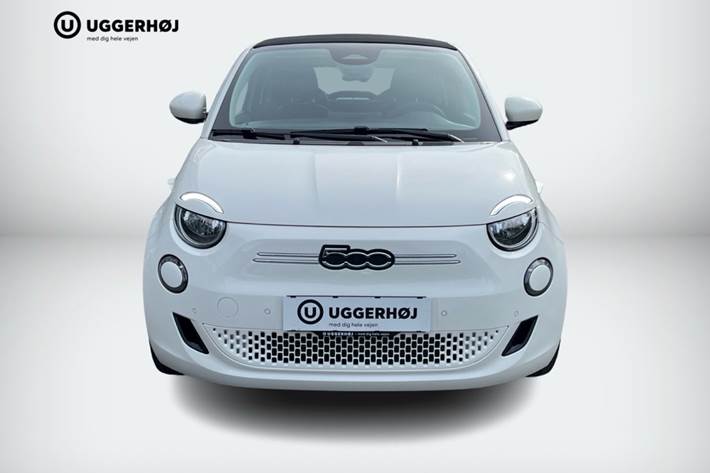 Hvid Fiat 500e fra 2023