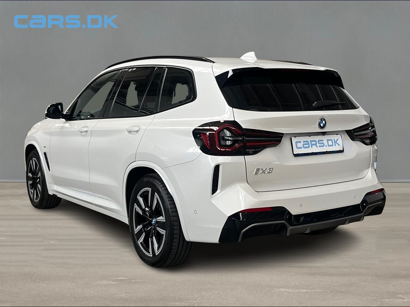 Hvid BMW iX3 fra 2023