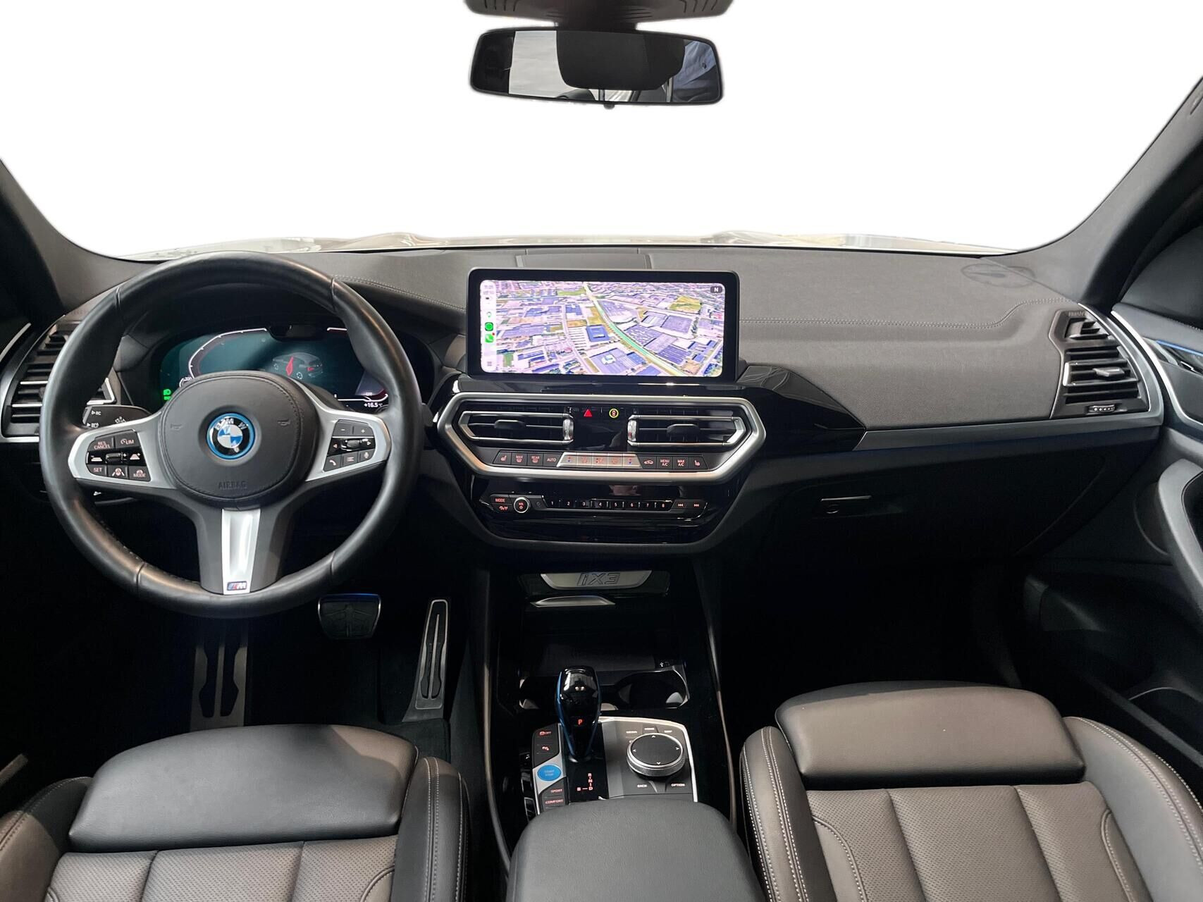 Hvid BMW iX3 fra 2023