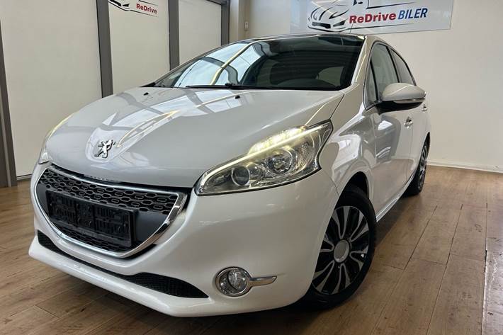 Hvid Peugeot 208 fra 2014
