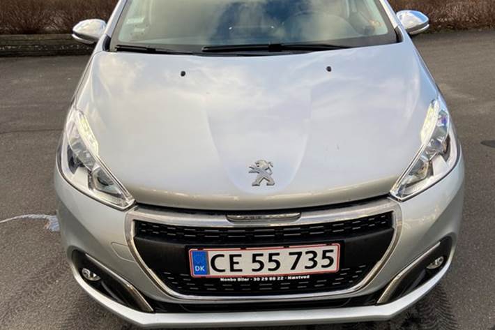 undefined Peugeot 208 fra 2017
