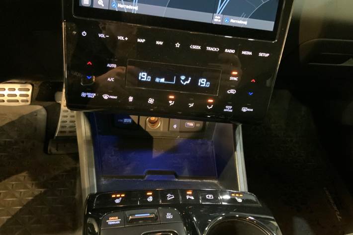 Grå Hyundai Tucson fra 2022