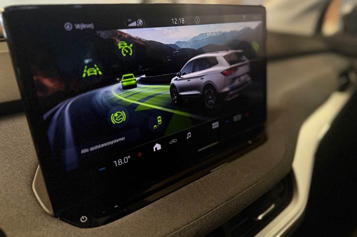 Grå Skoda Enyaq fra 2021